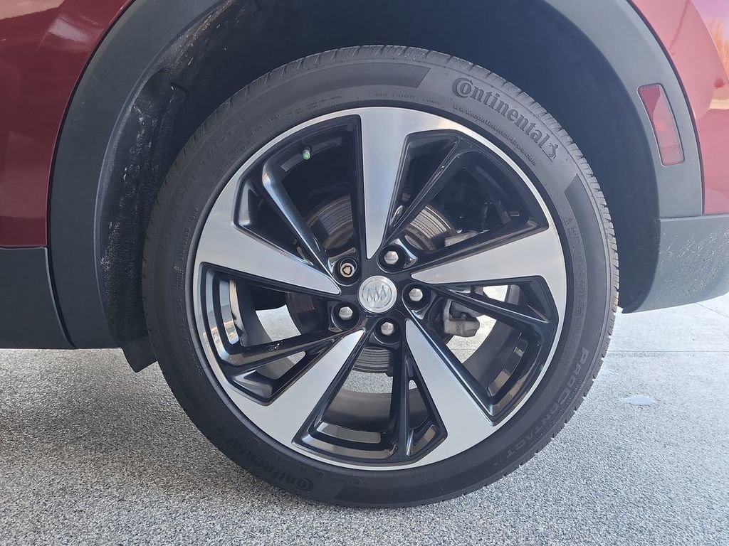 Certified 2021 Buick Envision Essence w/ Technology Package I image 33