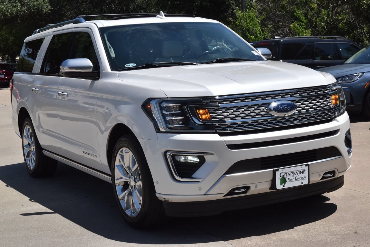 Used 2018 Ford Expedition Max Platinum AWD/4WD image 4