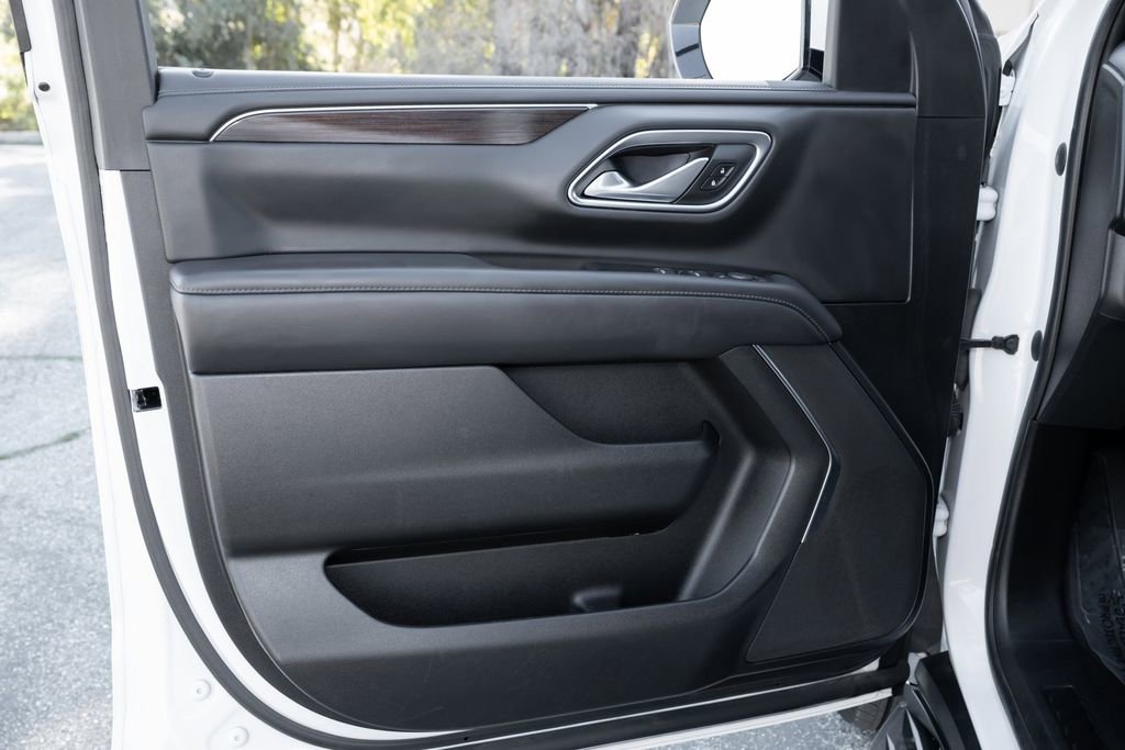 Used 2022 GMC Yukon XL SLE w/ Gmc Pro Safety Plus Package image 23