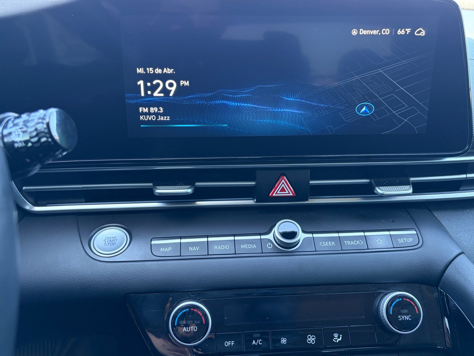 Used 2023 Hyundai Elantra Limited FWD image 22