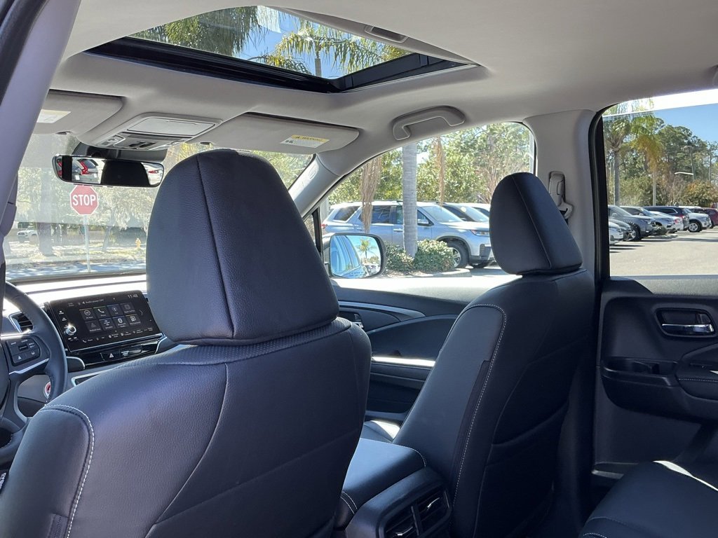Certified 2025 Honda Ridgeline RTL image 27