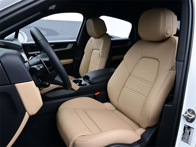 New 2026 Porsche Cayenne Coupe image 5