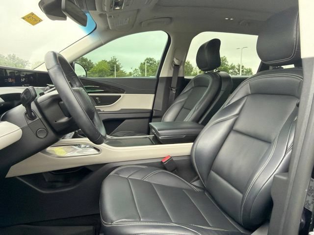 Used 2024 Lincoln Nautilus Premier w/ Equipment Group 102A AWD/4WD image 26