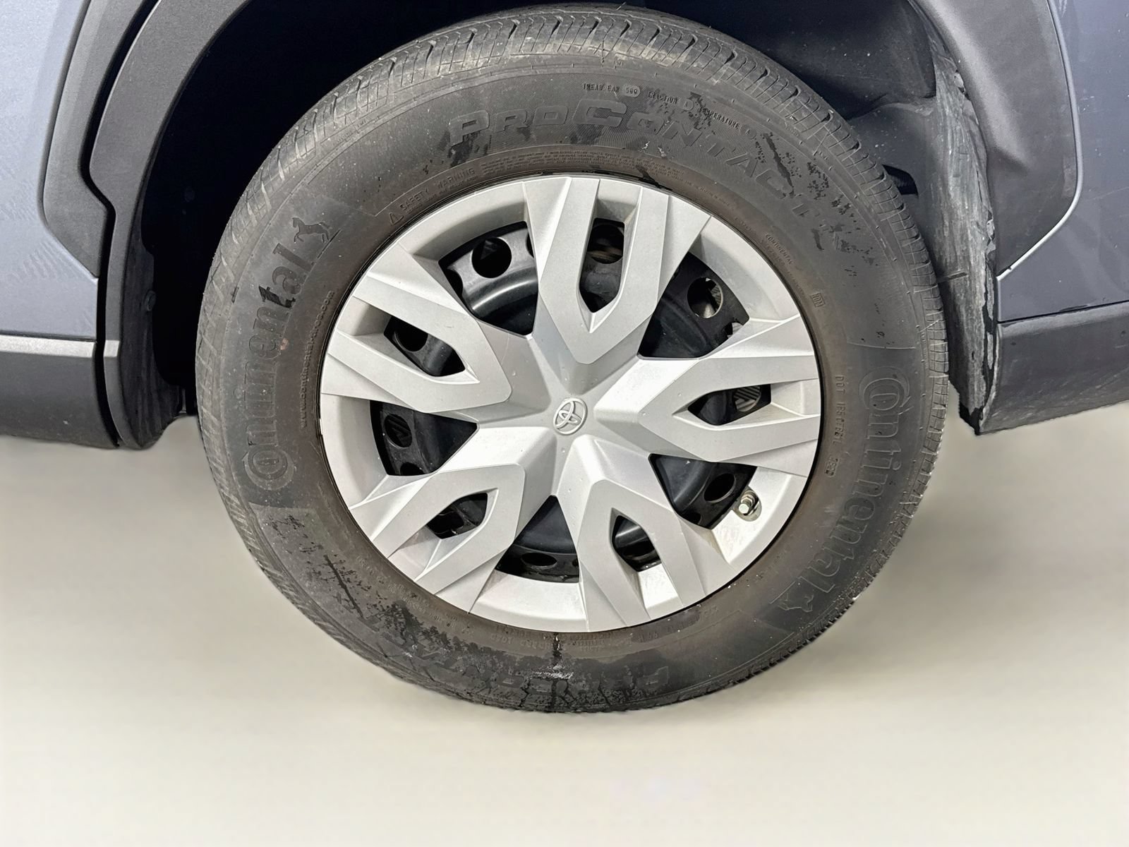 Certified 2023 Toyota Corolla Cross L FWD image 6