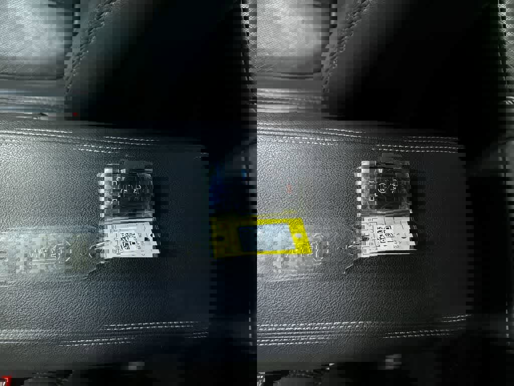 Used 2014 Lincoln MKZ AWD w/ Equipment Group 102A Reserve image 31