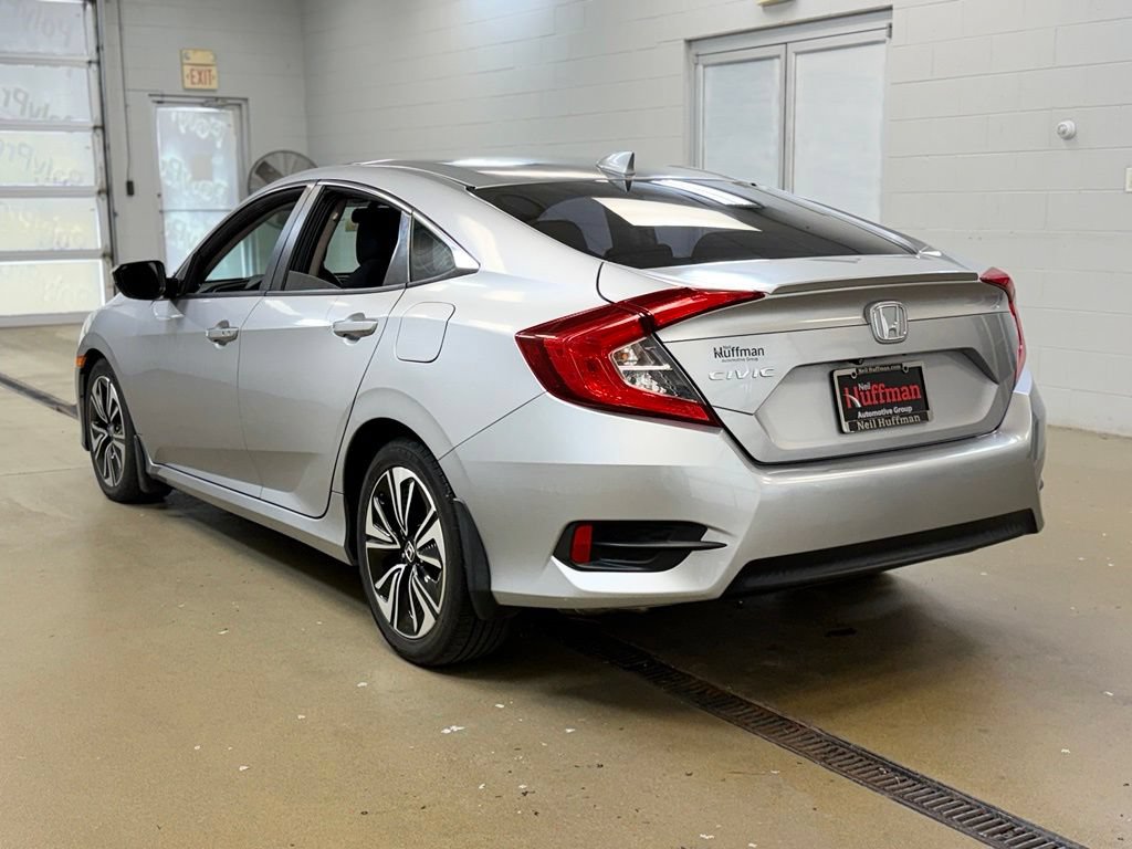 Used 2017 Honda Civic EX-T image 7