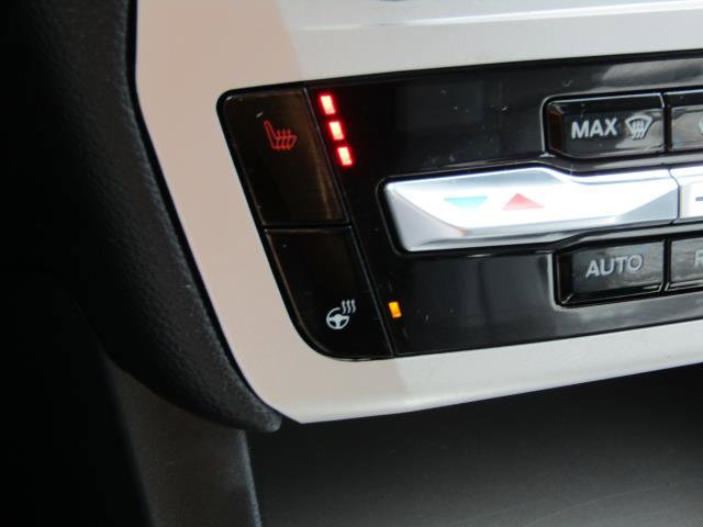 Used 2021 Ford Explorer XLT w/ Equipment Group 202A AWD/4WD image 28