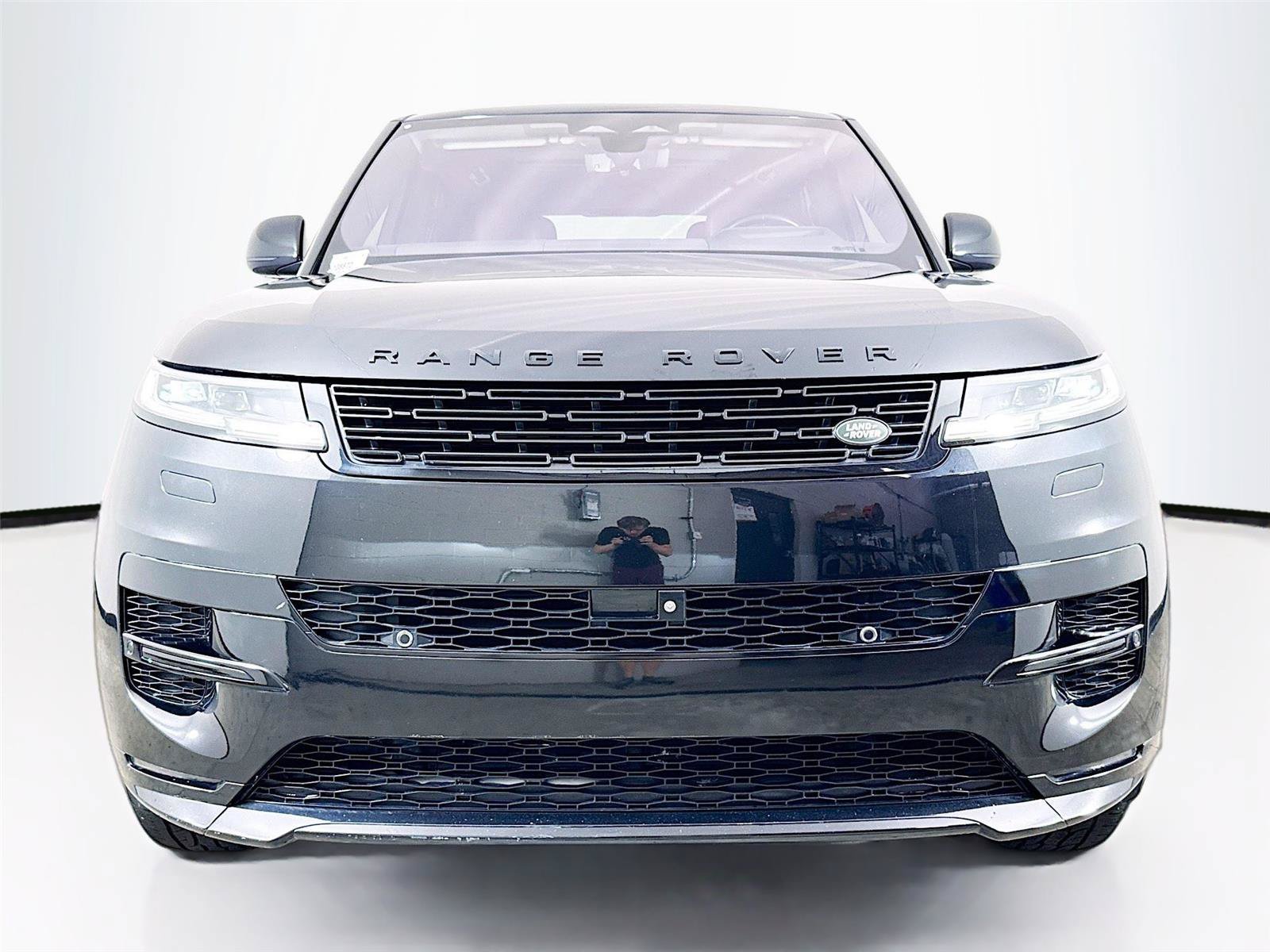 Used 2023 Land Rover Range Rover Sport SE Dynamic AWD/4WD image 28