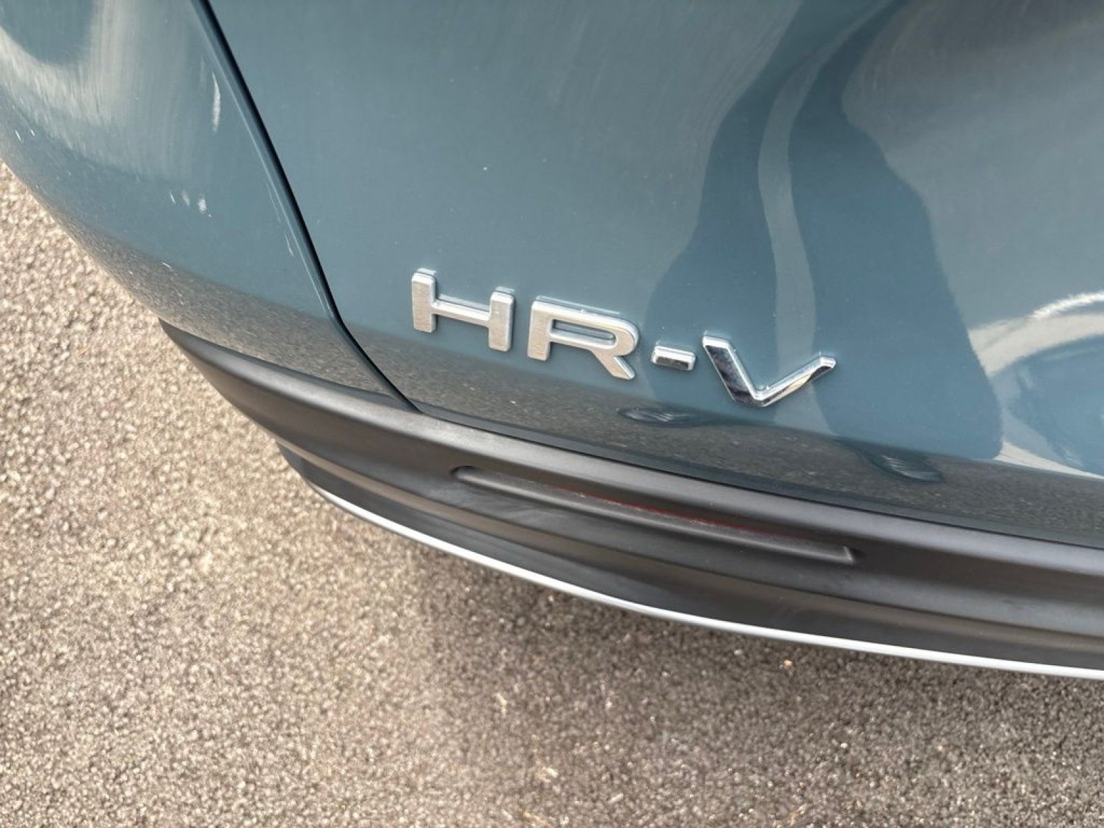Used 2024 Honda HR-V Sport image 10