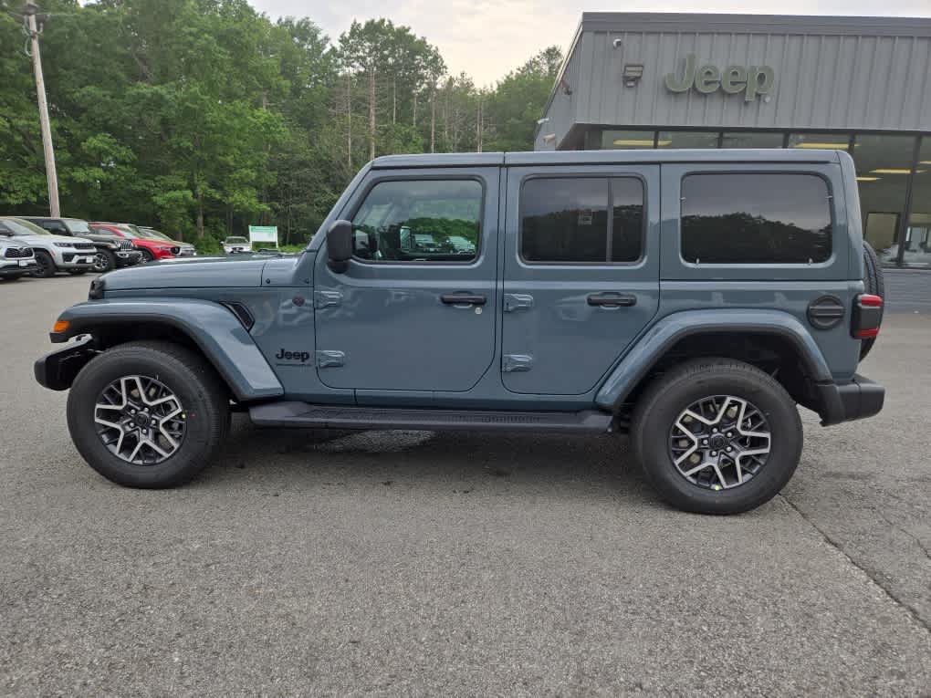 New 2026 Jeep Wrangler Unlimited Sahara AWD/4WD image 7