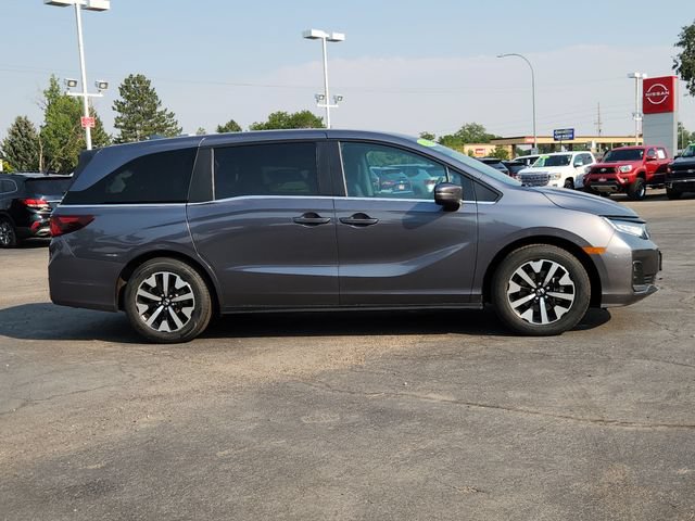 Used 2025 Honda Odyssey EX-L image 2
