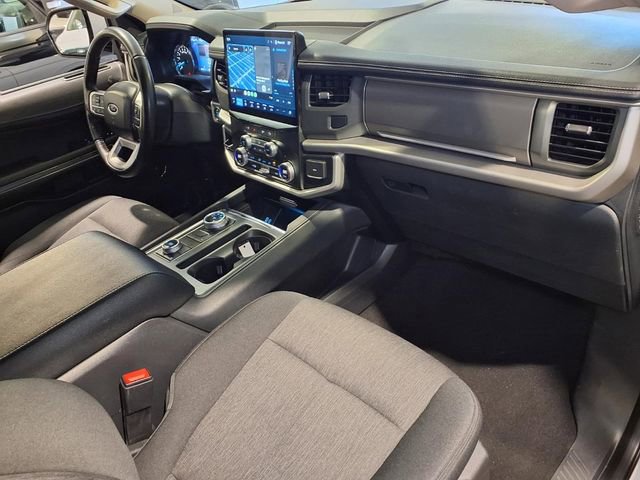 Used 2024 Ford Expedition Max XLT AWD/4WD image 31
