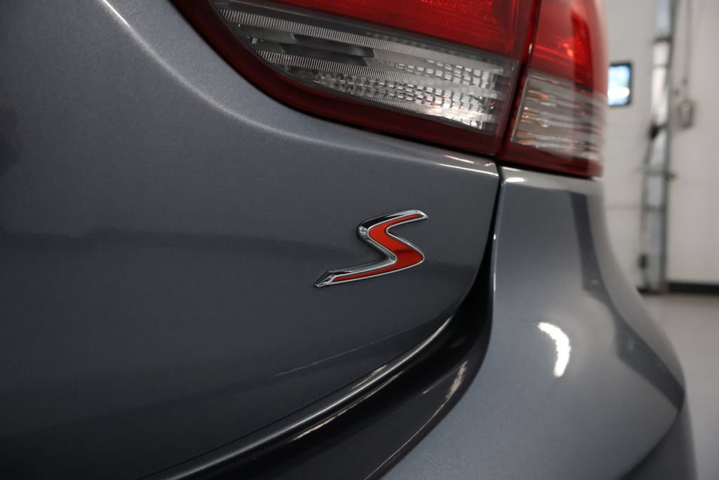 Used 2019 Kia Rio S FWD image 11