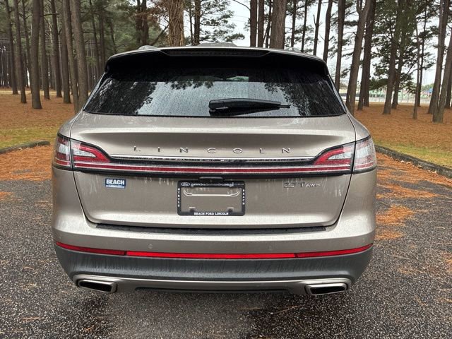 Used 2020 Lincoln Nautilus Reserve w/ Equipment Group 201A image 5