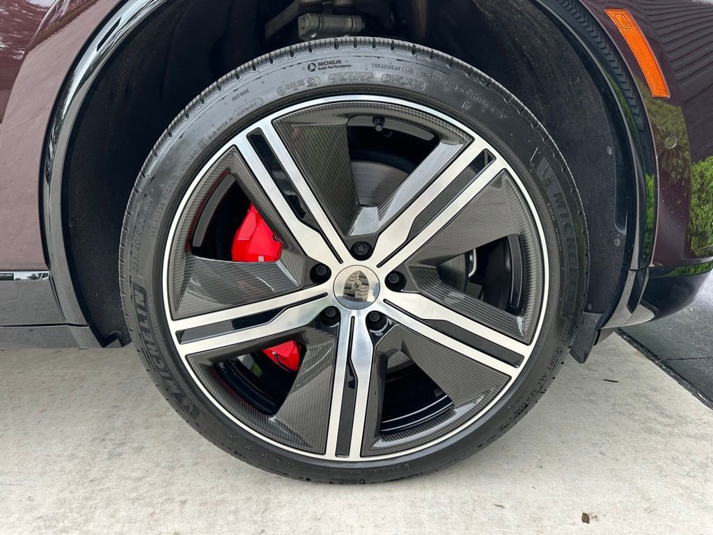Certified 2024 Porsche Macan Turbo Electric w/ Premium Package AWD/4WD image 15