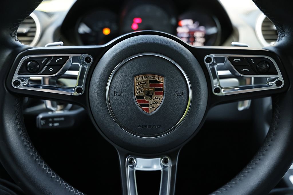 Used 2025 Porsche 718 Boxster S RWD image 34