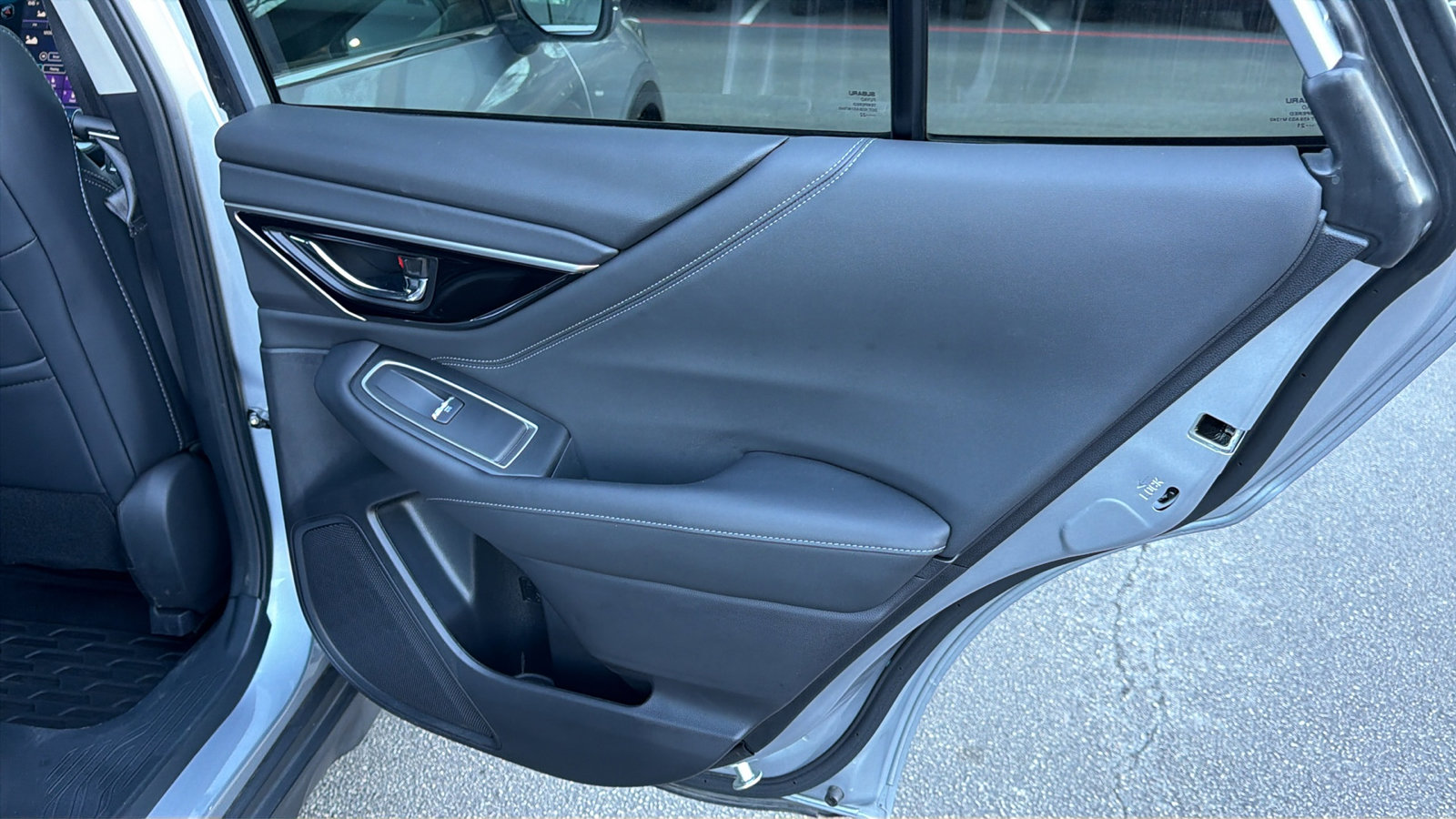 Used 2022 Subaru Outback Limited w/ Popular Package #2 image 31