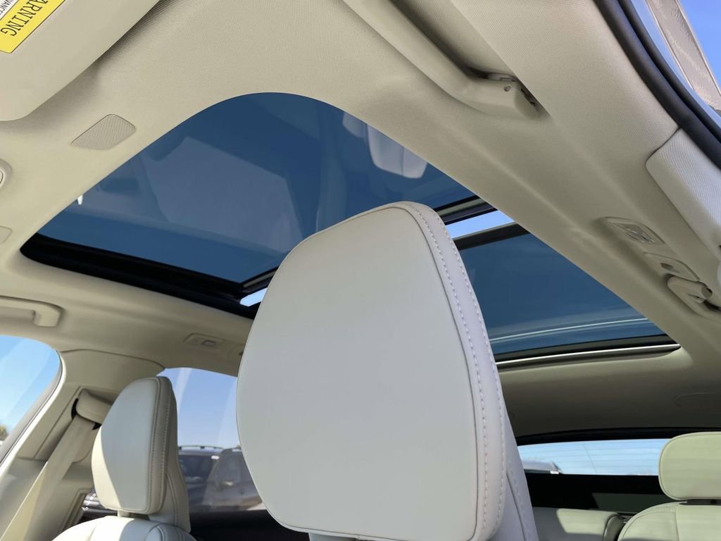 New 2026 Volvo XC60 B5 Ultra w/ Protection Package Premier image 10