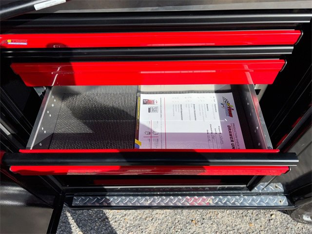 New 2025 Ford F550 4x4 Crew Cab Super Duty image 17