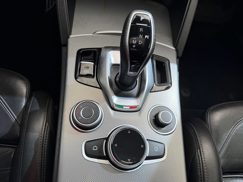 Used 2021 Alfa Romeo Stelvio Ti Sport AWD/4WD image 41