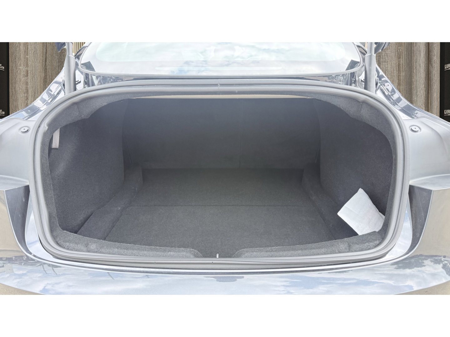 Used 2025 Tesla Model 3 Long Range RWD image 11