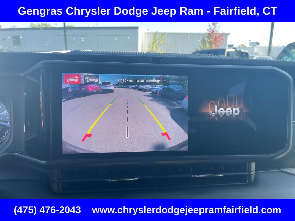 Certified 2024 Jeep Wrangler Unlimited Sahara w/ Technology Group AWD/4WD image 57