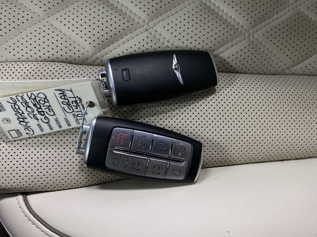 Used 2022 Genesis GV80 3.5T w/ Prestige Package 07 image 29