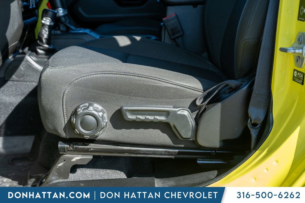 Used 2023 Jeep Gladiator Sport image 20