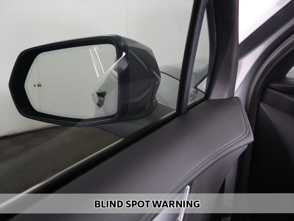 Used 2024 Cadillac XT6 Luxury w/ LPO, Floor Liner Package AWD/4WD image 6