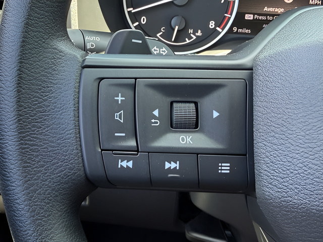 Used 2026 Nissan Rogue S AWD/4WD image 12