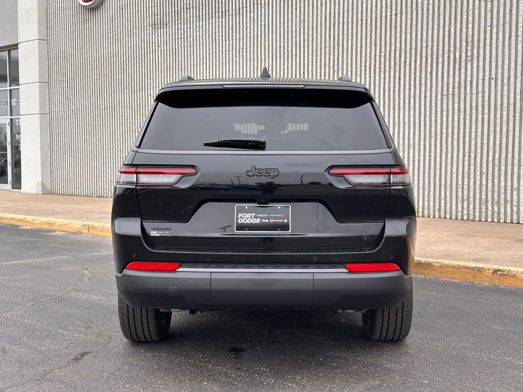New 2026 Jeep Grand Cherokee L Limited w/ Limited Altitude Package AWD/4WD image 4