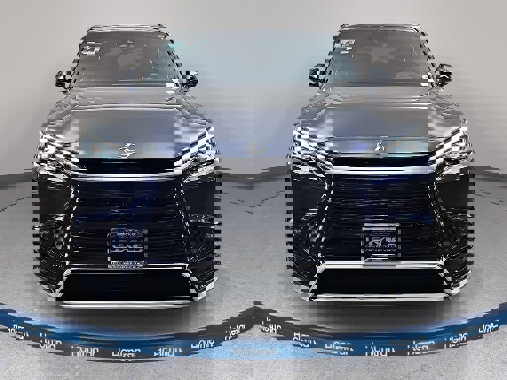 New 2026 Lexus TX 500h AWD image 2