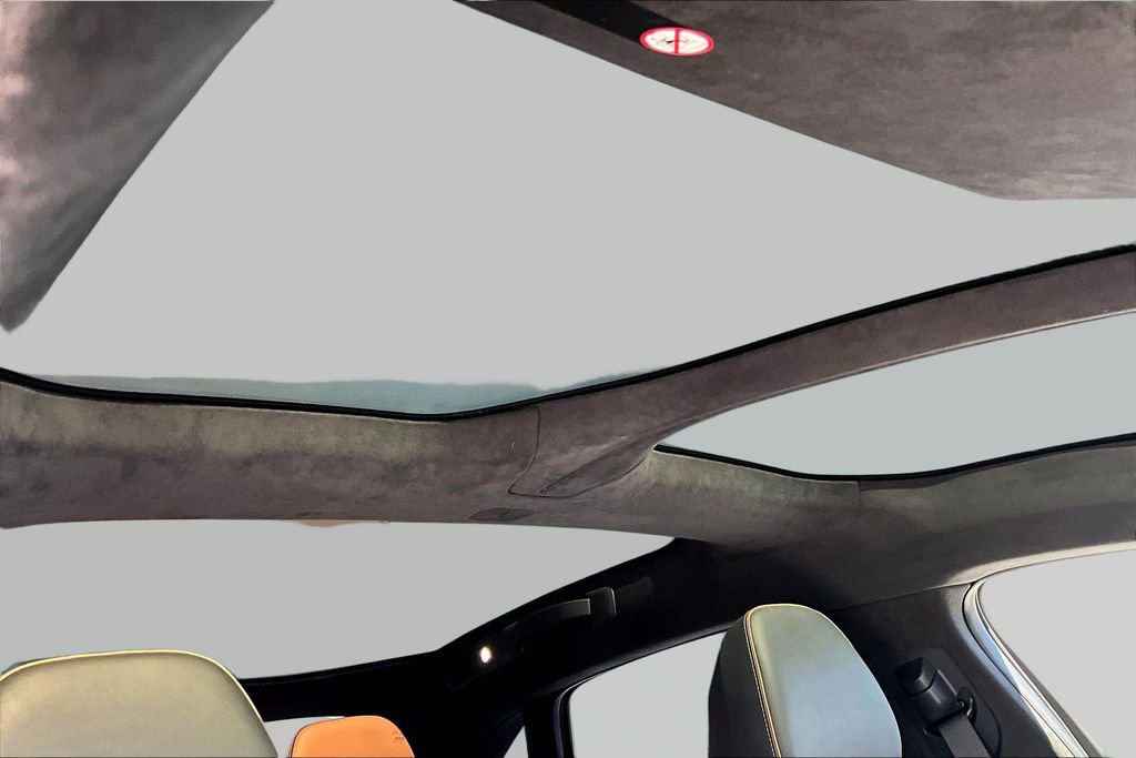 Used 2023 Lucid Air Grand Touring image 25