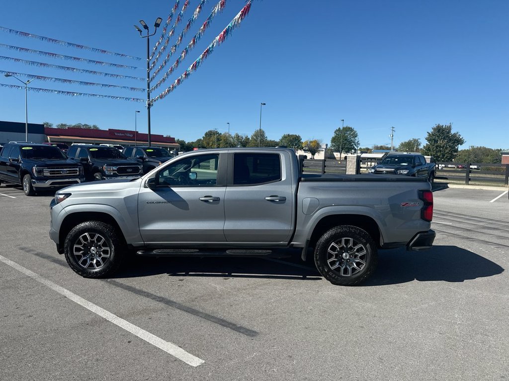 Used 2024 Chevrolet Colorado Z71 w/ Z71 Convenience Package 2 AWD/4WD image 11