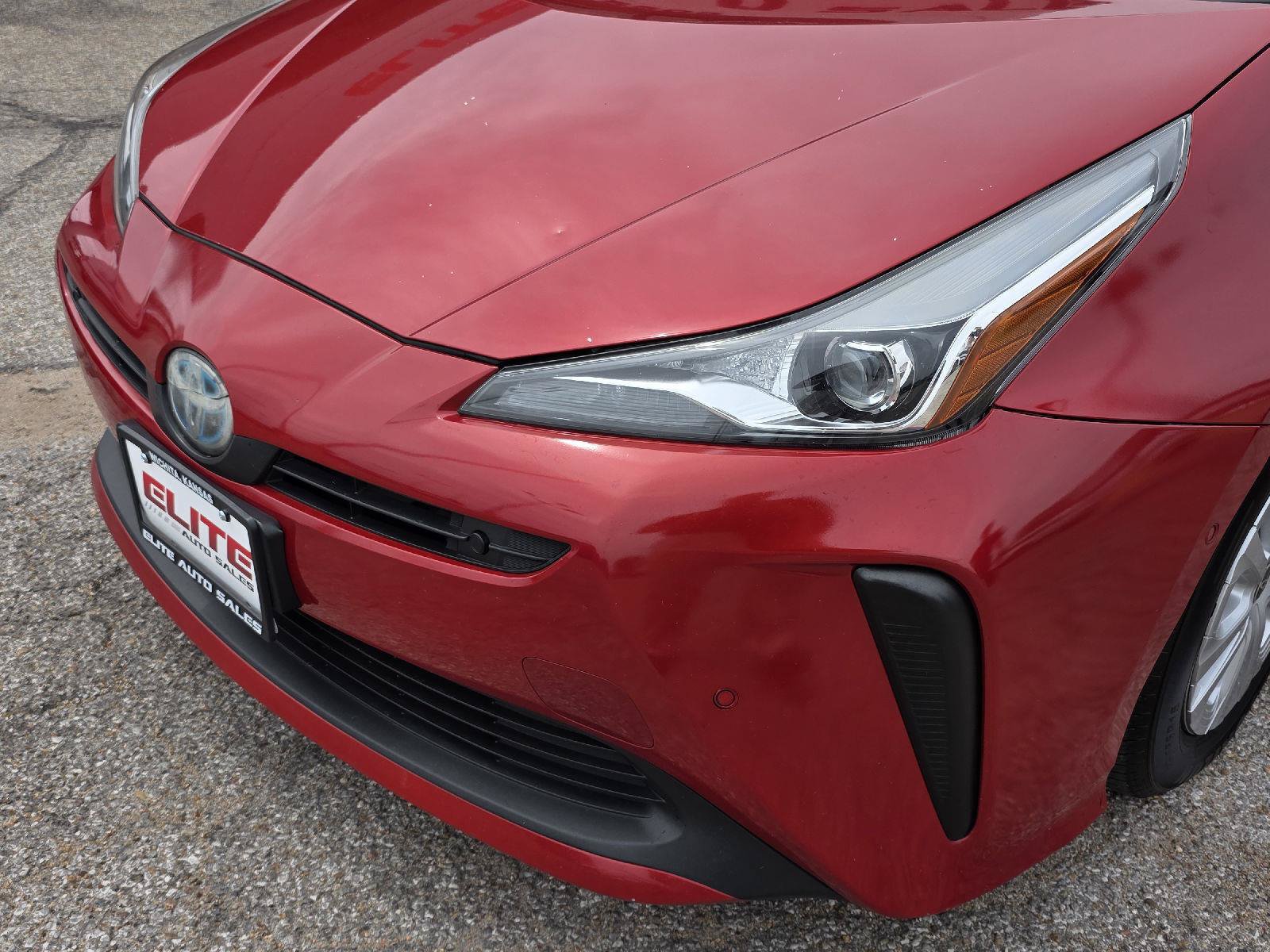 Used 2019 Toyota Prius LE FWD image 35