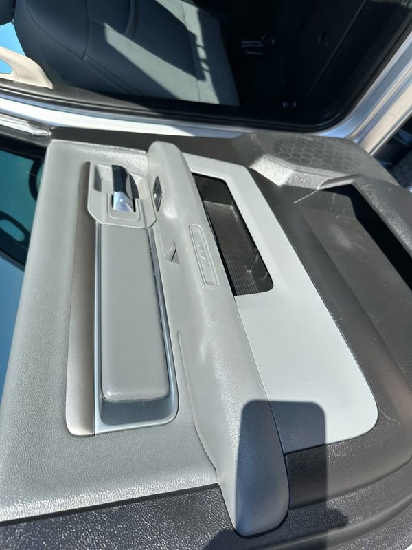 Used 2017 RAM 2500 Big Horn image 28