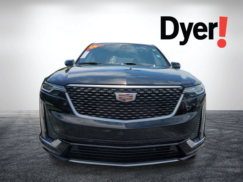 Used 2025 Cadillac XT6 Premium Luxury FWD image 9