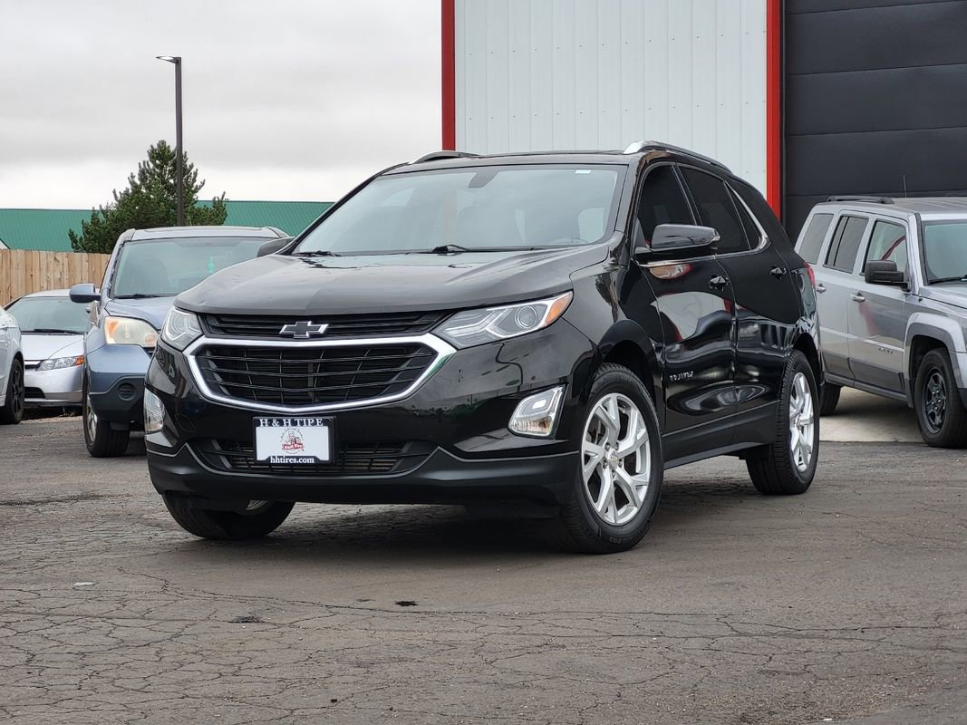 Used 2019 Chevrolet Equinox LT w/ Sun & Navigation Package AWD/4WD image 1