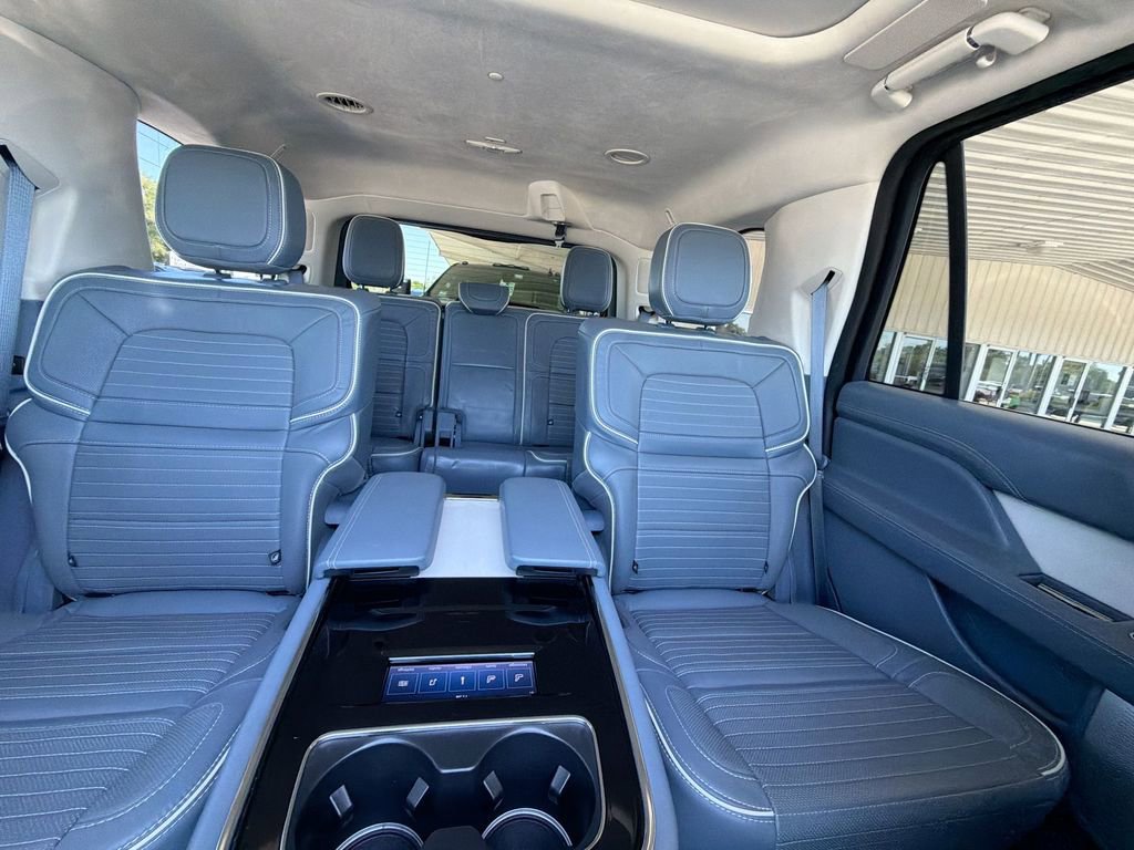 Used 2023 Lincoln Navigator Black Label AWD/4WD image 14