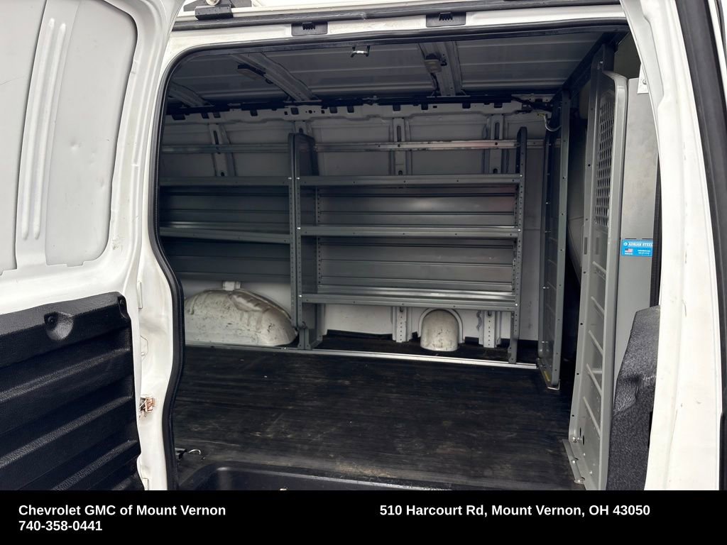 Used 2017 Chevrolet Express 2500 image 24