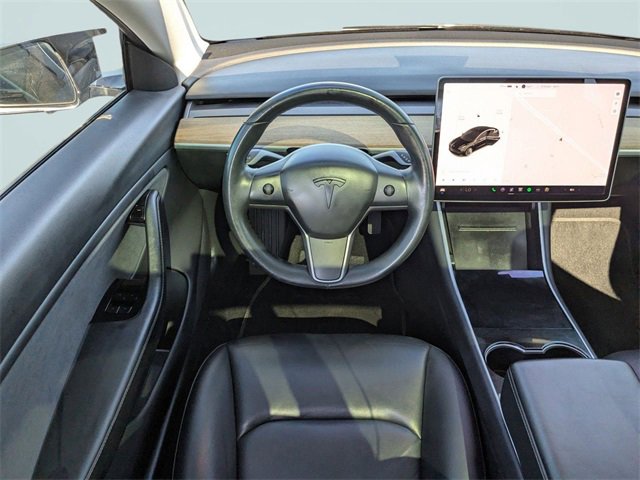Used 2019 Tesla Model 3 Standard Range Plus image 14