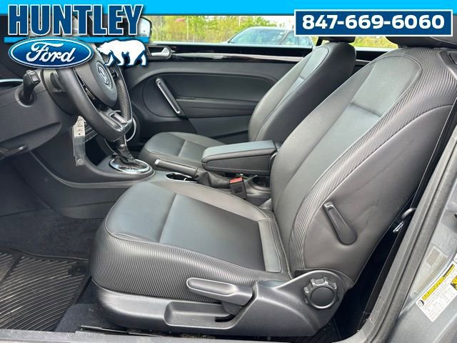 Used 2014 Volkswagen Beetle R-Line FWD image 12