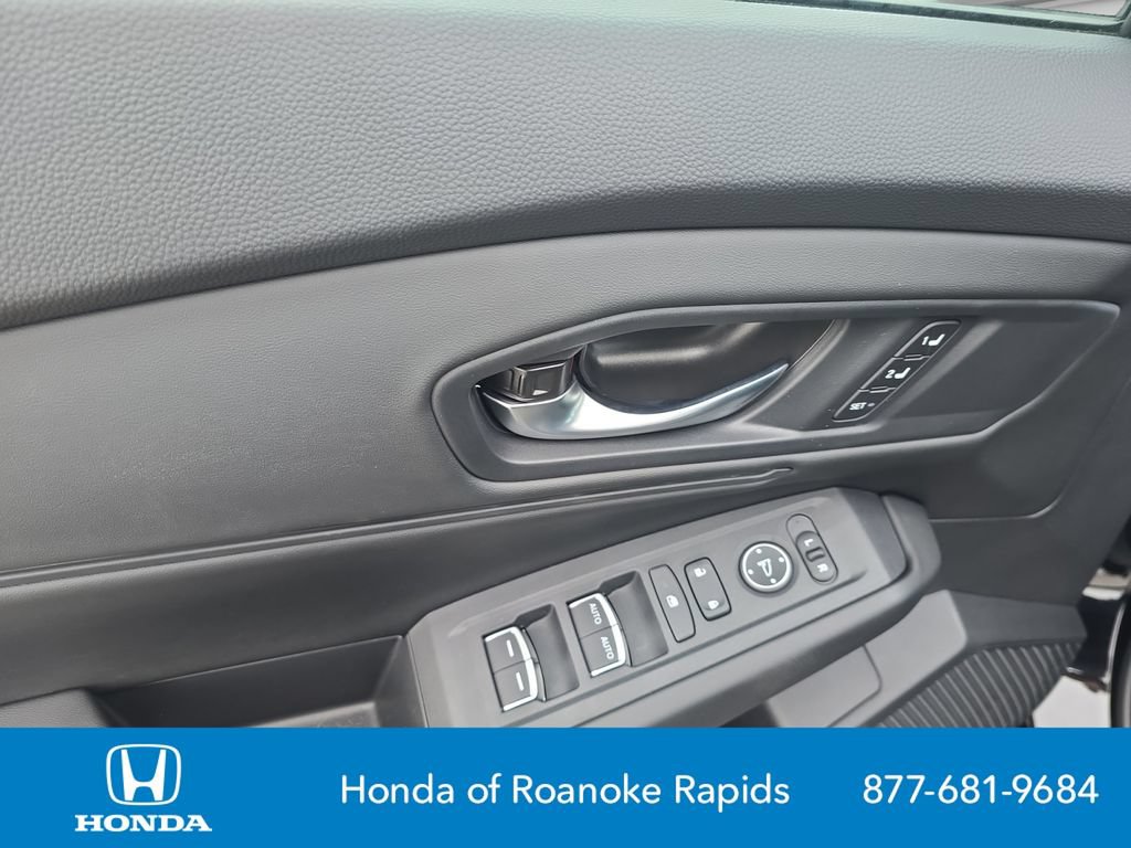 New 2026 Honda Accord EX-L image 11