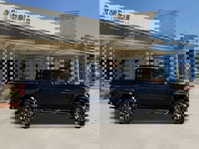 Certified 2024 Chevrolet Colorado ZR2 w/ Safety Package image 4