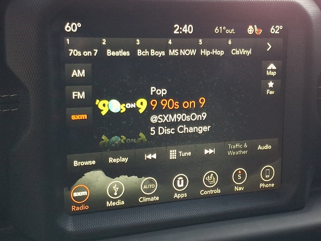 Used 2019 Jeep Wrangler Unlimited Sahara w/ Uconnect 4C Nav & Sound Group AWD/4WD image 17