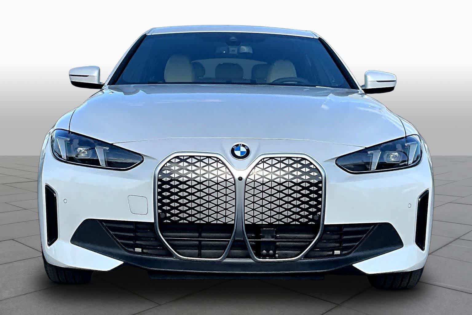New 2026 BMW i4 eDrive40 w/ Premium Package RWD image 3