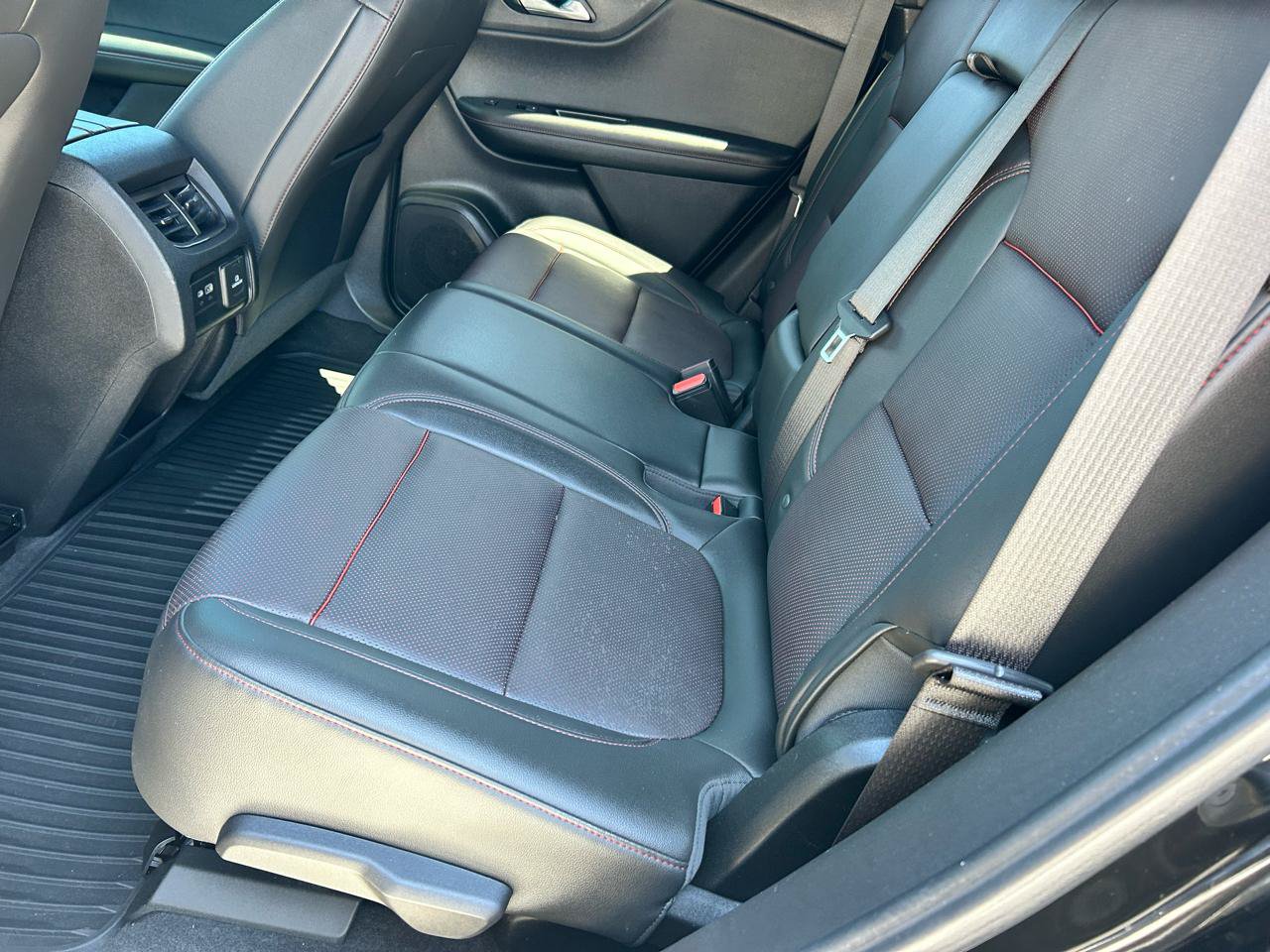 Used 2020 Chevrolet Blazer RS FWD image 13