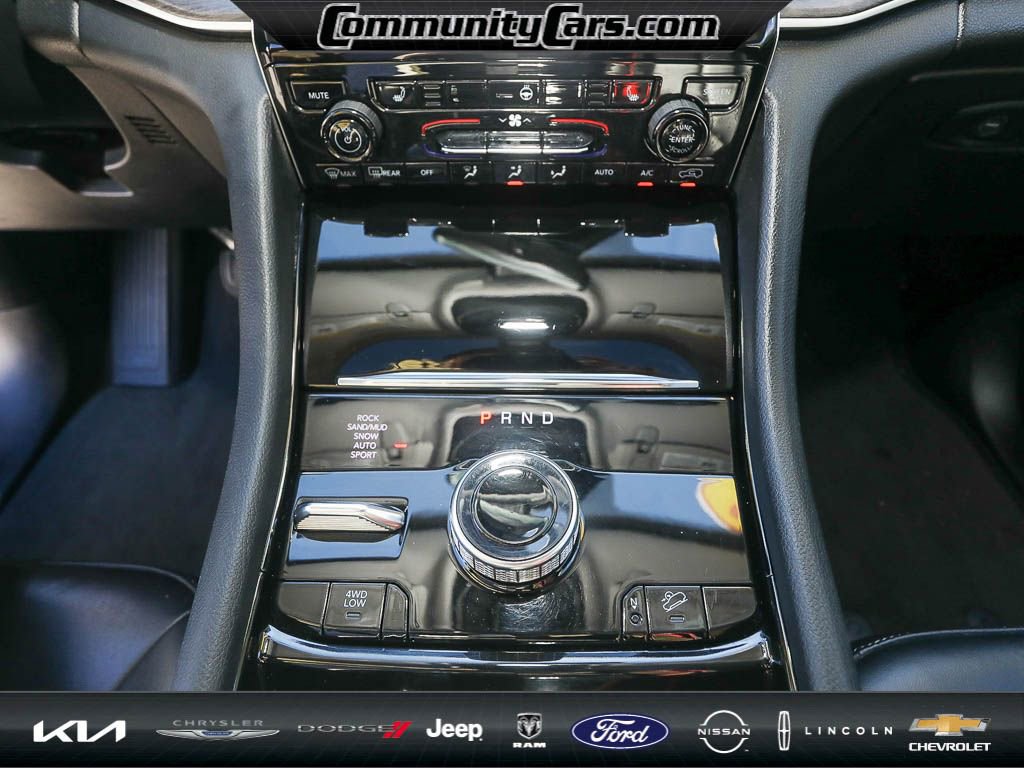 Used 2023 Jeep Grand Cherokee 4WD 4xe image 19