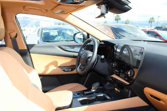 Certified 2026 Lexus NX 350h AWD w/ Accessory Package (Z1) image 5