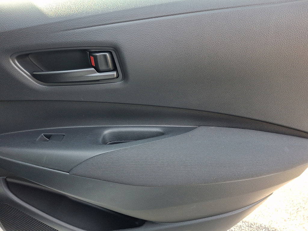 Used 2024 Toyota Corolla LE image 14